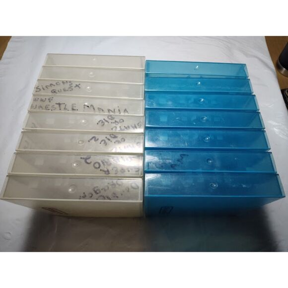 Vintage Lot of 15 Nintendo Hard Game Cases Clear & Blue - Picture 7 of 15